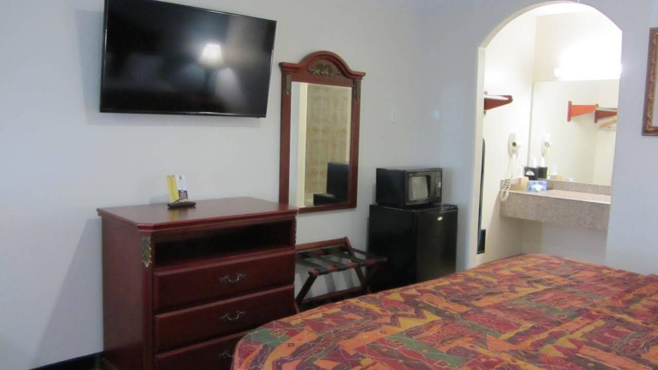 Regency Inn Porter Kültér fotó