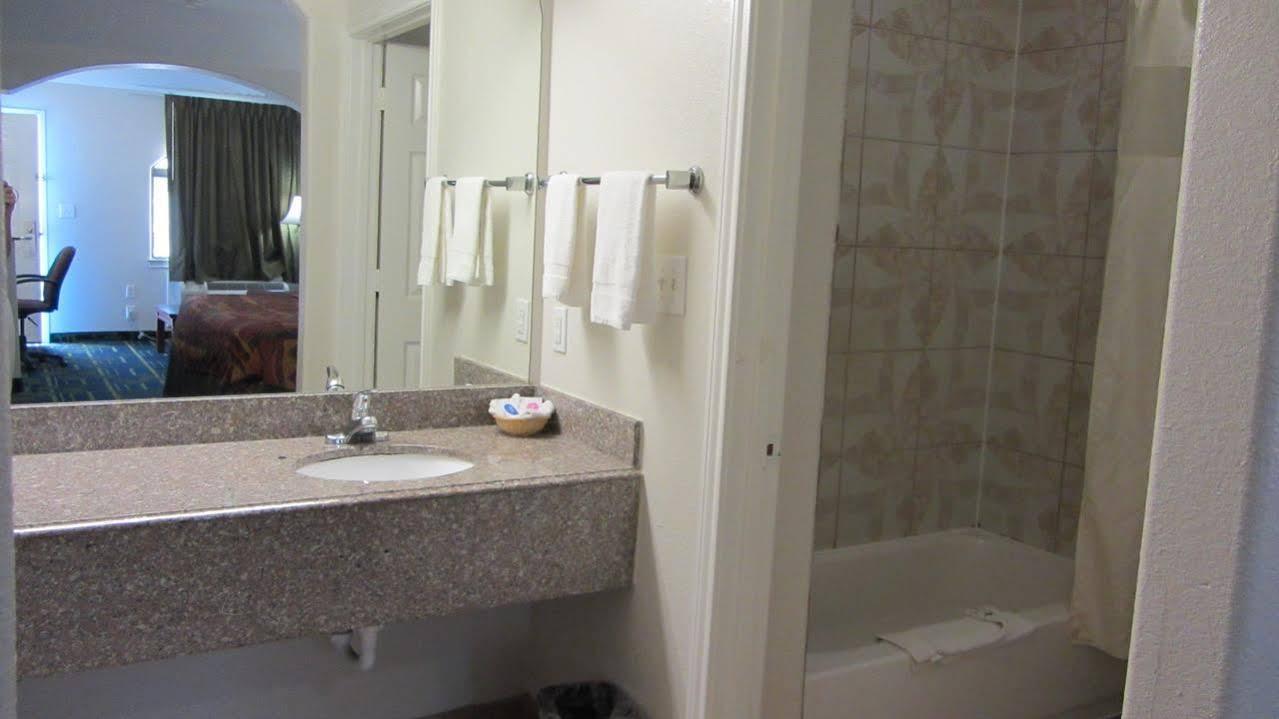 Regency Inn Porter Kültér fotó